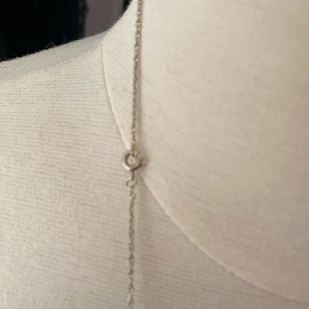 Necklace, 14k white gold, lucite pendant - Picture 7 of 9